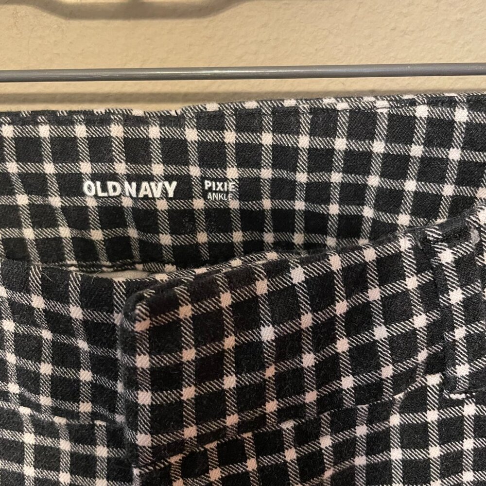 Pixie-cut, houndstooth pants - BOGO offer - Picture 4 of 5